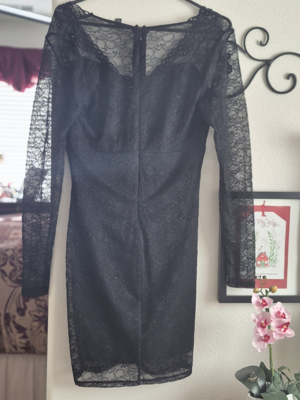 Guess Black Lace Long-Sleeve Sheath Dress